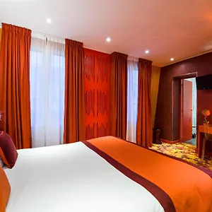 3* Отель Jardins De Montmartre